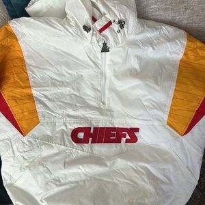 Chiefs XXL pullover hoodie